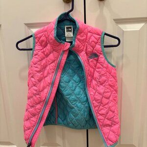 Girls North Face Pink & Blue Vest - Size 6